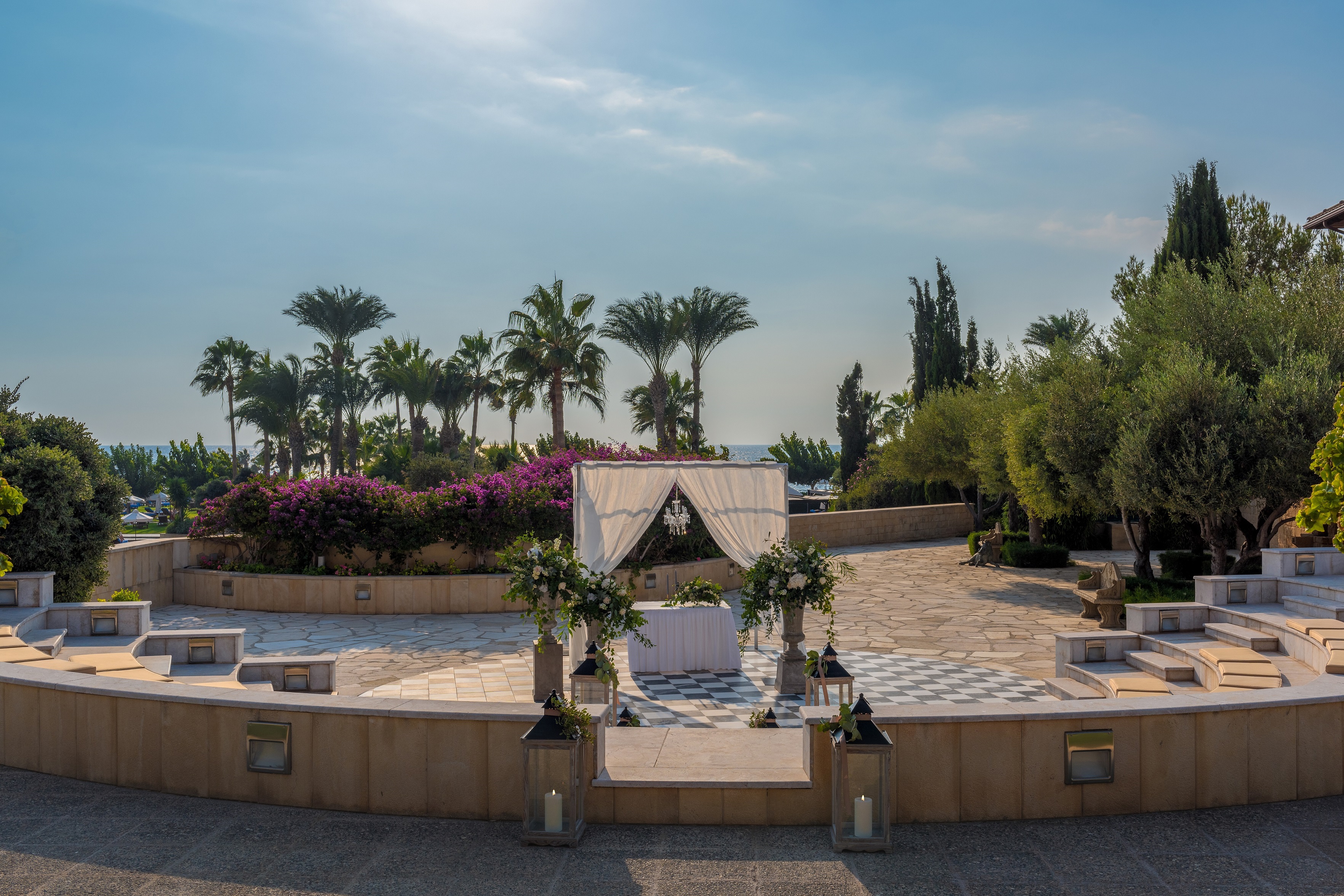 Book your wedding day in Elysium Hotel Paphos